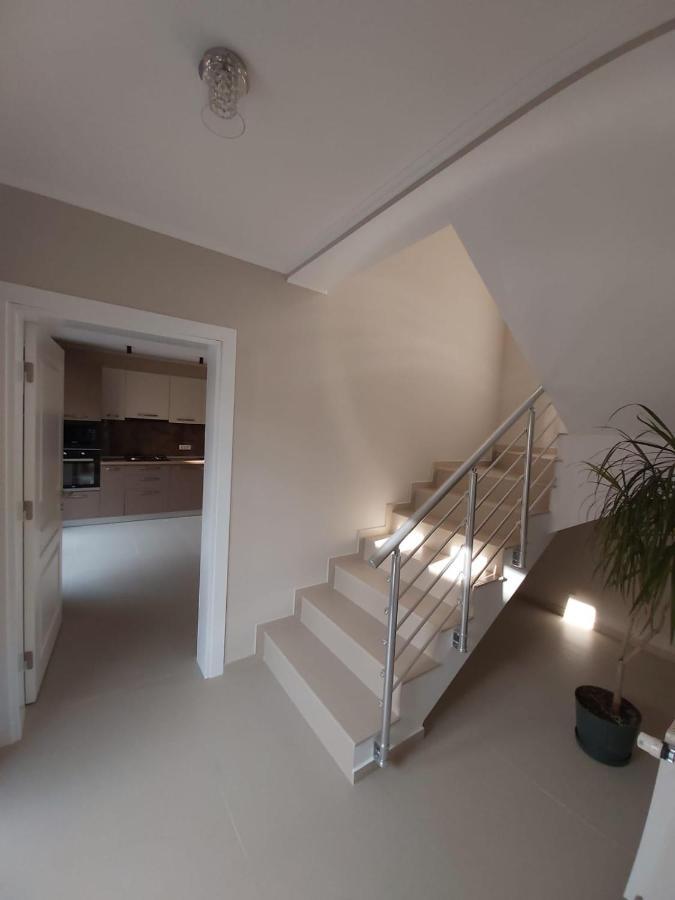 Vila Mrv Constanţa Exteriér fotografie